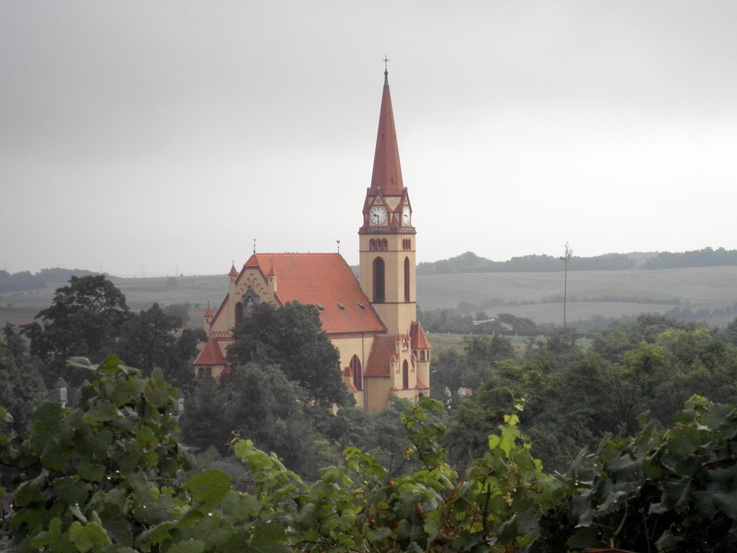 Katzelsdorf, Pfarrkirche